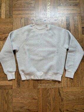 Everlane The ReNew Fleece Raglan Sweatshirt in Oat